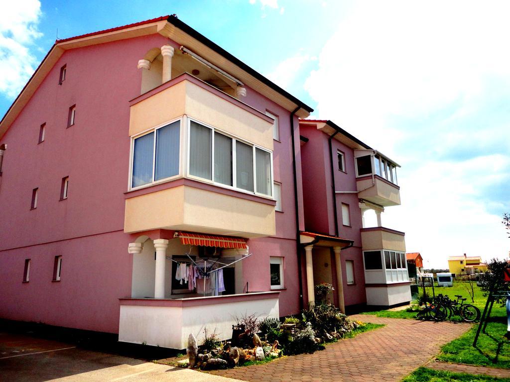 Apartment Anna Fažana Esterno foto