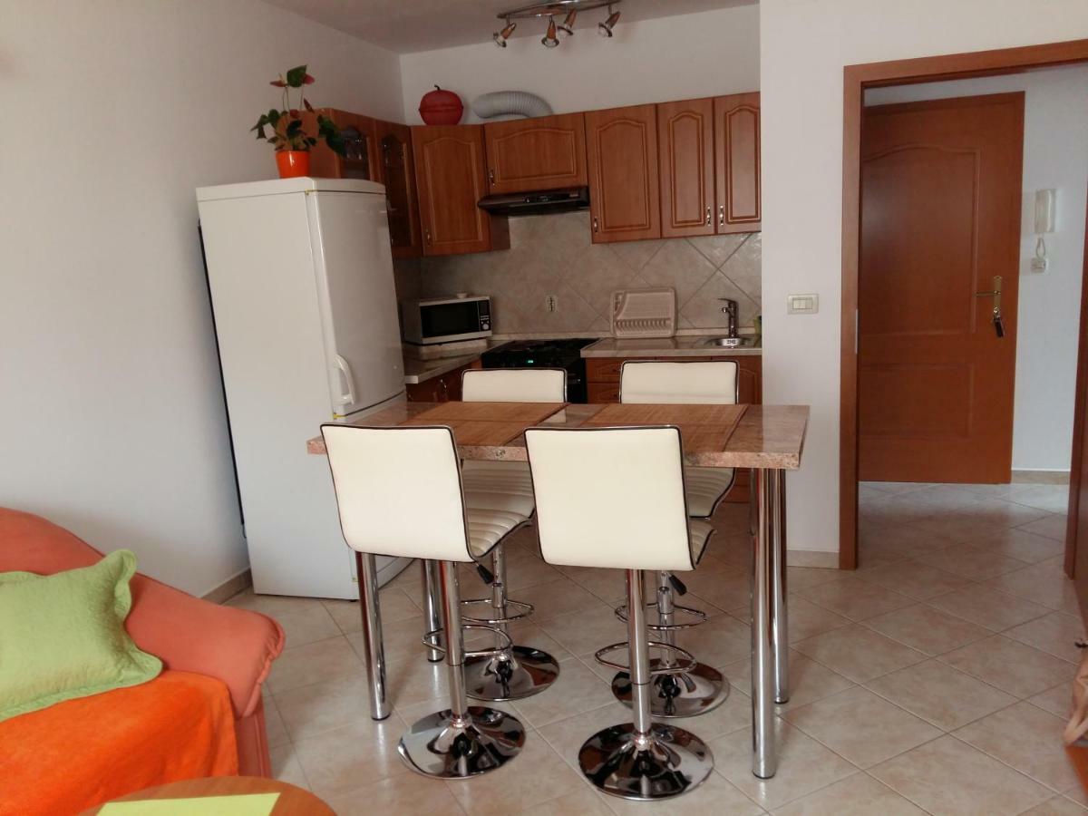 Apartment Anna Fažana Esterno foto